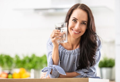 ¿Cómo mantenerse hidratado teniendo diabetes? - Casa Medica