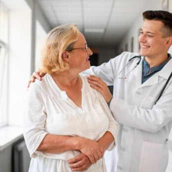 Cuidando a quienes nos cuidan: Estrategias para evitar el Síndrome del Desgaste del Cuidador - Casa Medica