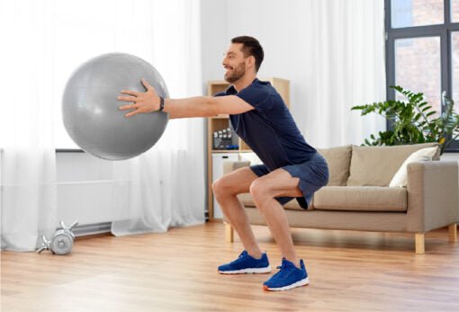 Ejercicios básicos que se pueden realizar con las PELOTAS DE FISIOTERAPIA - Casa Medica