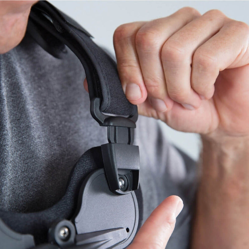 Brace inmovilizador y estabilizador de columna sacro lumbar torácica TLSO con barra esternal / Donjoy