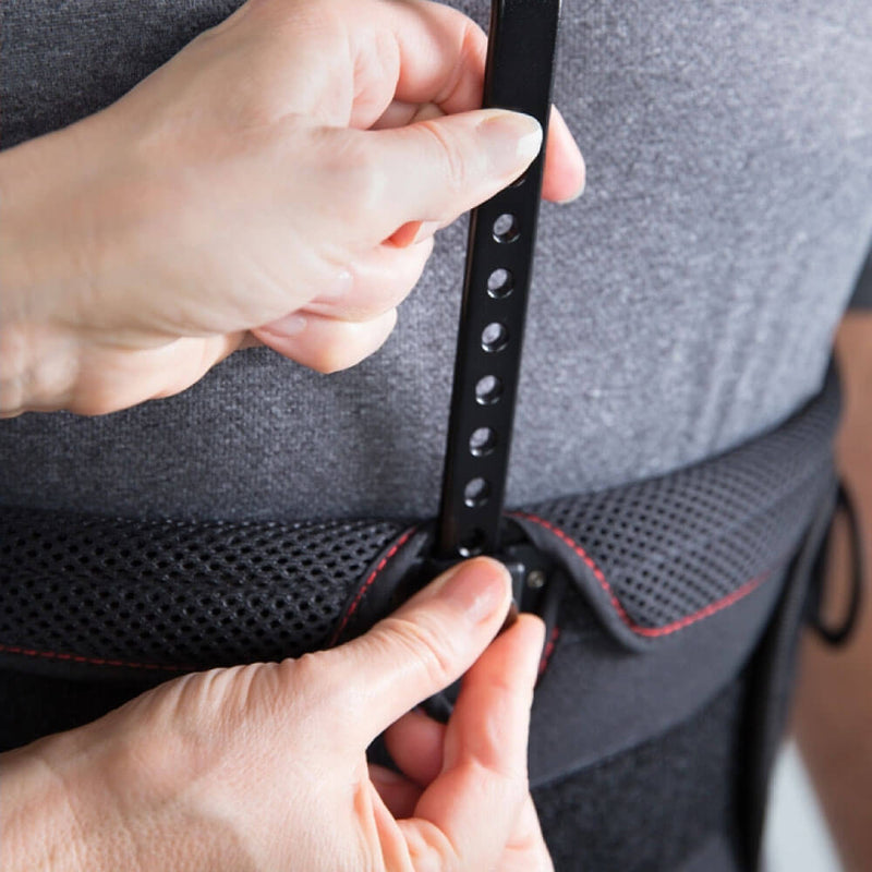 Brace inmovilizador y estabilizador de columna sacro lumbar torácica TLSO con barra esternal / Donjoy