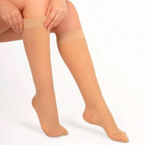 MEDIA NOVARIX A LA RODILLA -COMPRESIÓN FIRME 20-30 mmHg